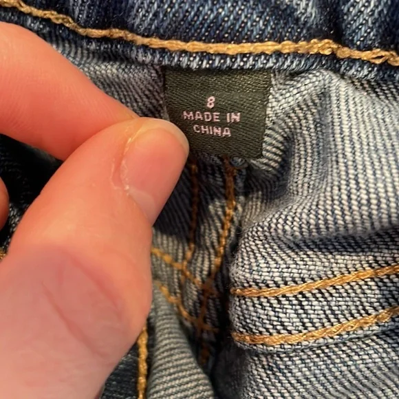 universal thread - Picture 3 of 3